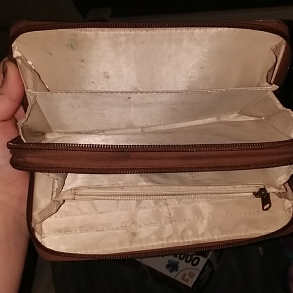 Wallet - Picture 2 of 2